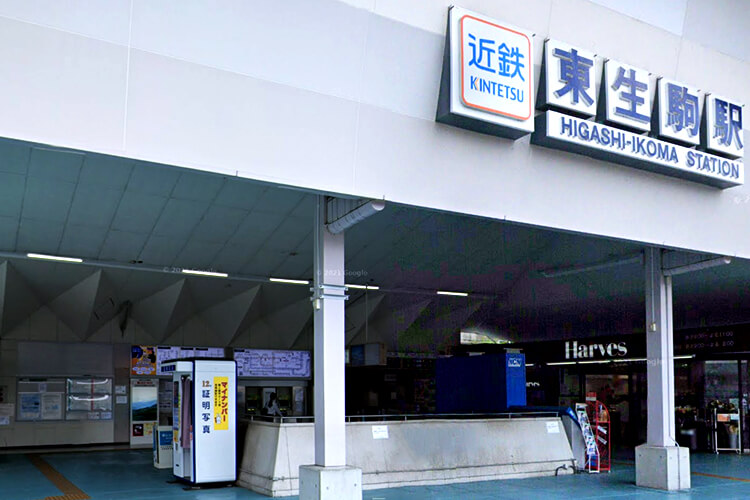 東生駒駅行（ロータリー）